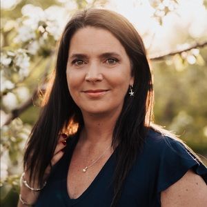 Meet your Posher, Nadia